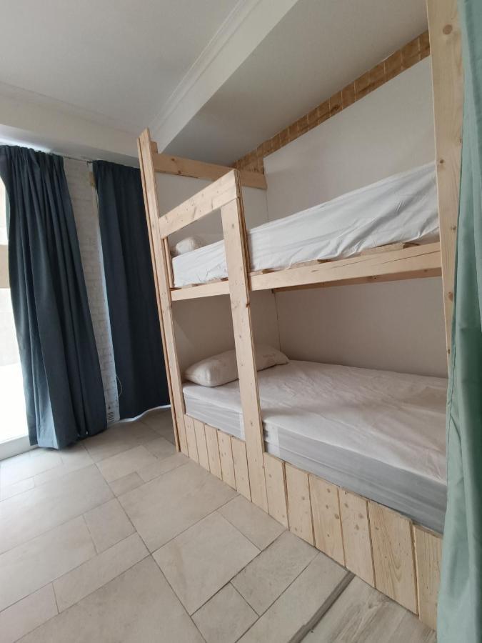 Hostel Bretema Lugo Exteriör bild